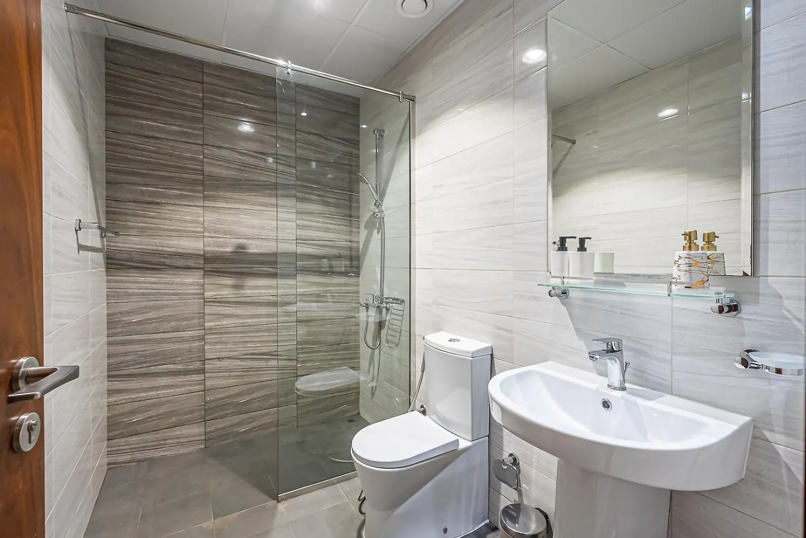 Dunya Tower, Cozy Studio Apartment Dubai United Arab Emirates